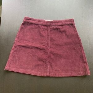 Y2K CORDUROY MAROON/WINE/BURGUNDY COLOR MINI SKIRT SIZE 4